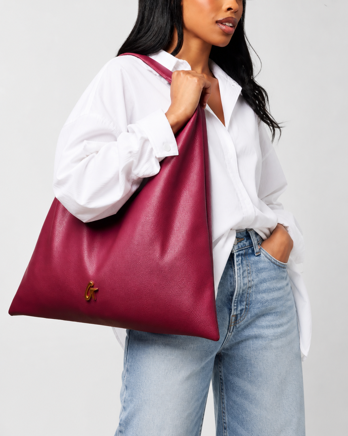 PEBBLE HOBO SHOULDER BAG - BURGUNDY