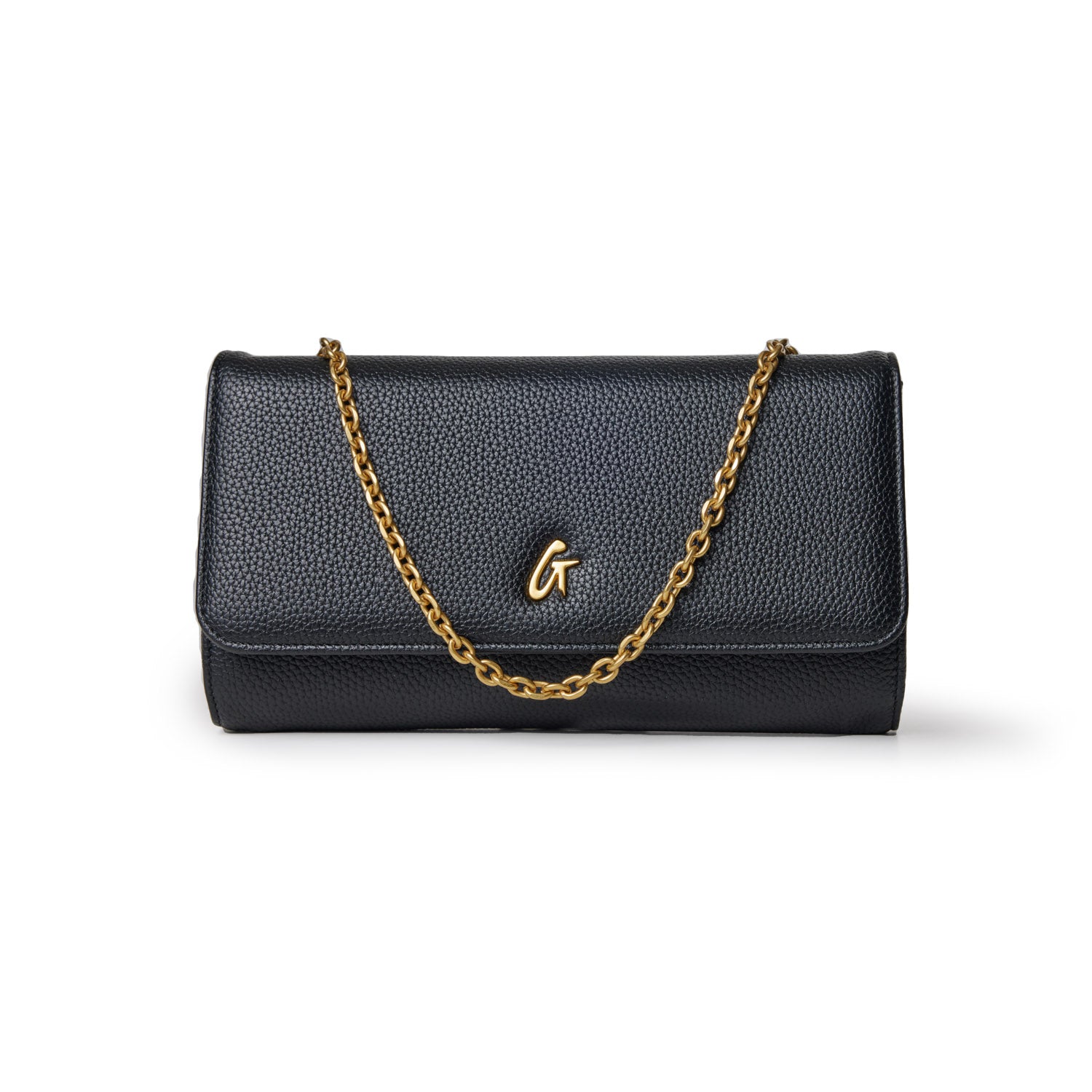Black Pebble Travel Wallet on Chain with gold-tone chain and "G" logo, designed for travel and everyday use.