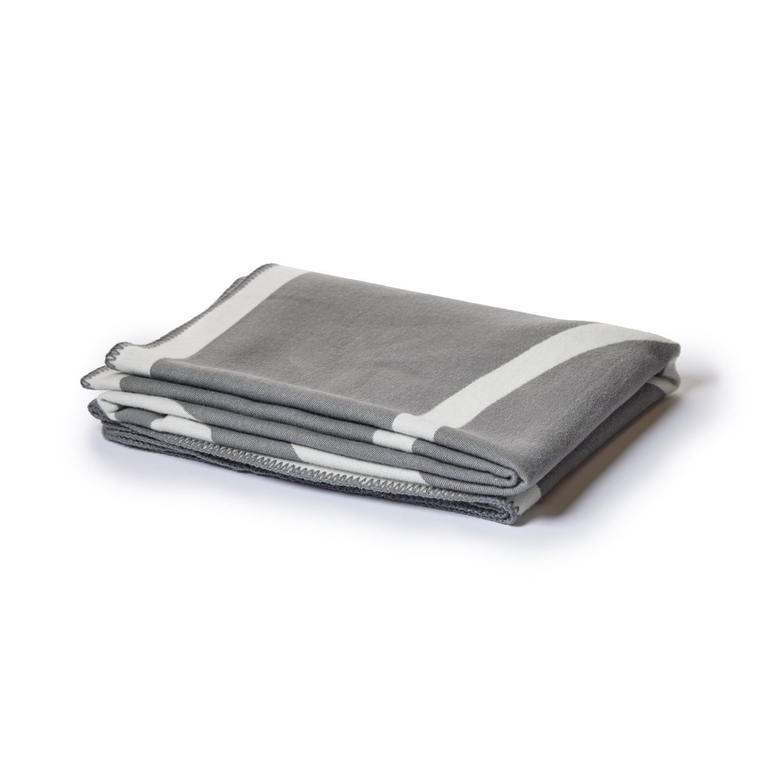CLASSIC THROW BLANKET - GRAY