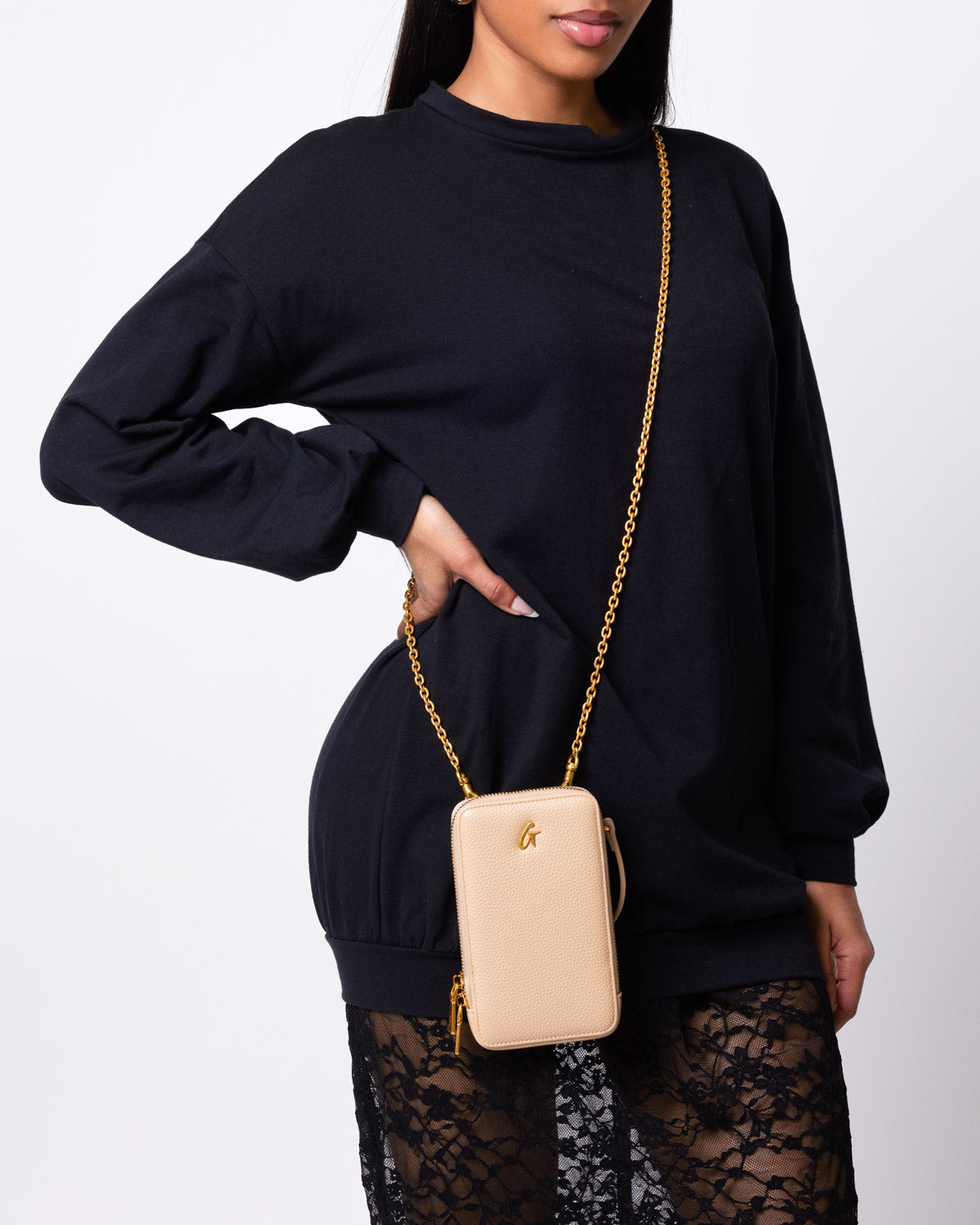 PEBBLE PHONE CROSSBODY - NUDE