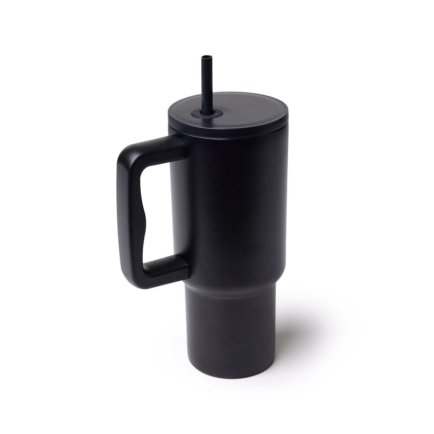 Black athletic tumbler with a handle and straw, designed for easy hydration during workouts or outdoor activities.