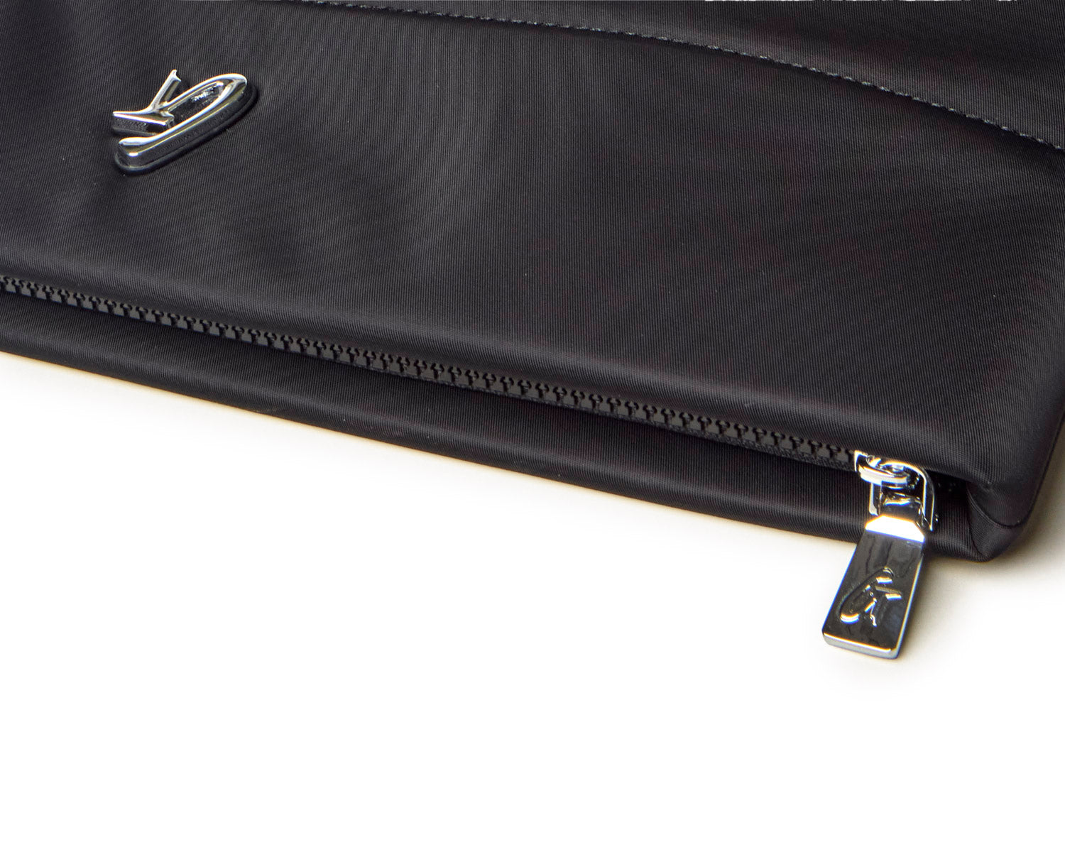 NYLON LAPTOP SLEEVE - BLACK