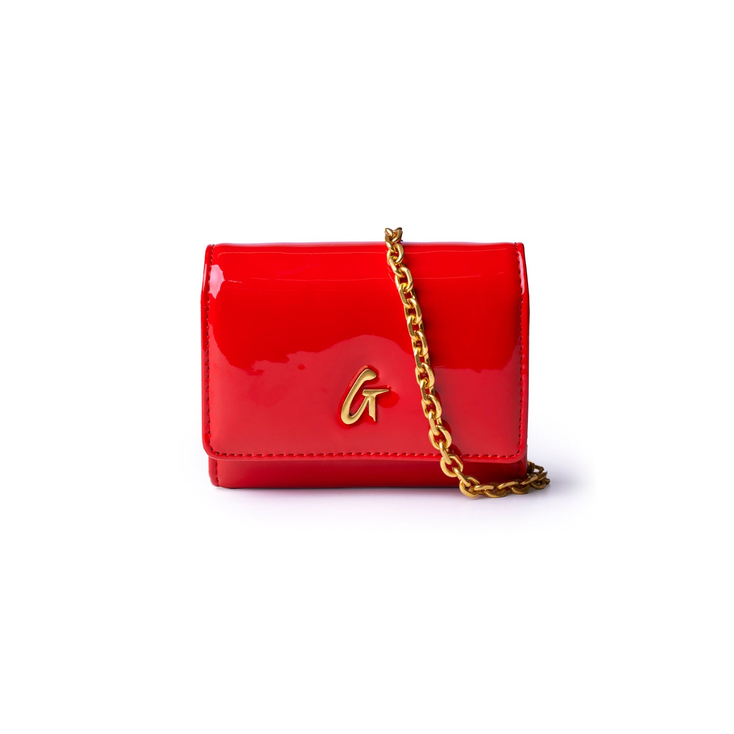 Compact wallet on chain in mirror red with a gold logo, perfect for adding a pop of color to any outfit.